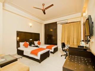 Oyo Rooms Lajpat Nagar New Delhi Exterior photo