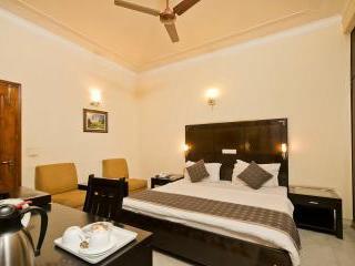 Oyo Rooms Lajpat Nagar New Delhi Exterior photo
